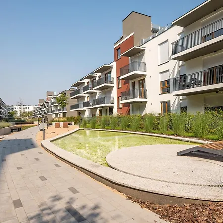 Wilanow Sarmacka Apartment With Garden Varšava Exteriér fotografie